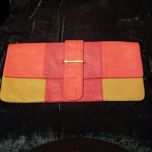 Color block clutch